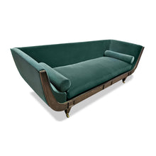 Load image into Gallery viewer, Broadoaks Sofa
