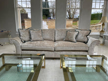 Load image into Gallery viewer, Carlucci Sofa