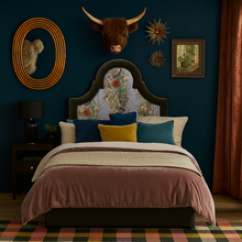 Load image into Gallery viewer, Pondicherry Headboard
