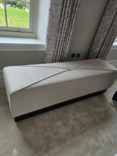 Load image into Gallery viewer, Vasquer Bench - New!
