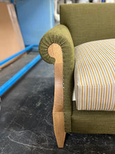 Load image into Gallery viewer, Luxury sofa for bespoke interior design projects

