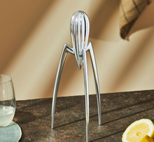 Load image into Gallery viewer, Juicy Salif Citrus Squeezer
