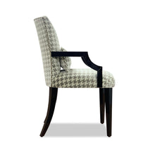 Load image into Gallery viewer, Standerwick Dining Chair
