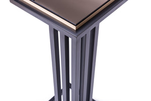 Trio Pedestal Table