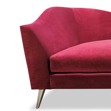 Load image into Gallery viewer, Onda Sofa styled in elegant London living room – luxury bespoke furniture for interior designers
